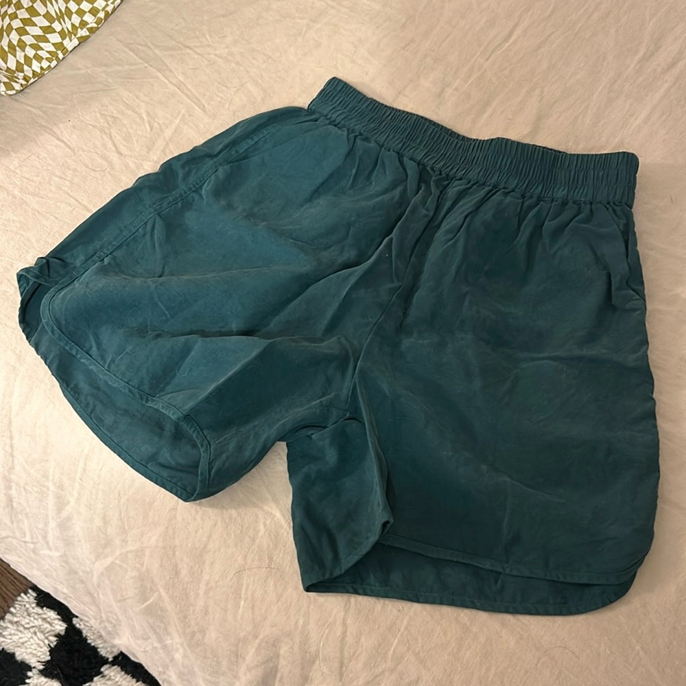 Tradlands green shorts